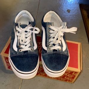 Vans sneakers